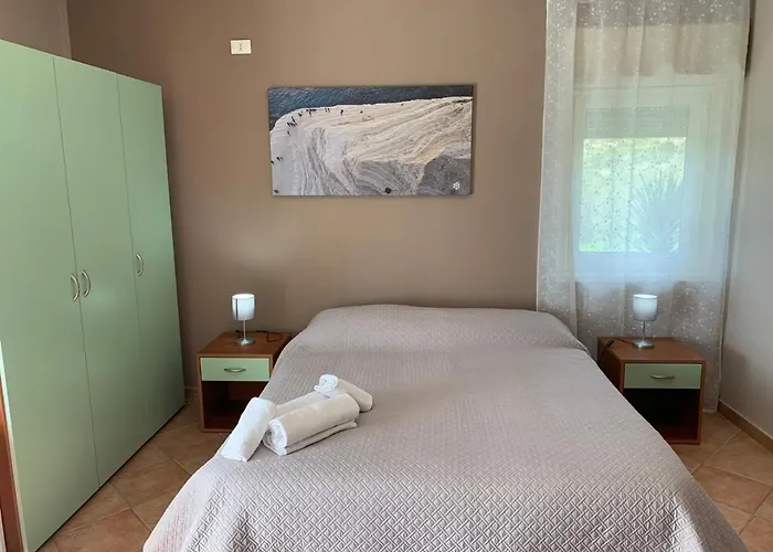 La Corte Di Sofia Couette-café 4*